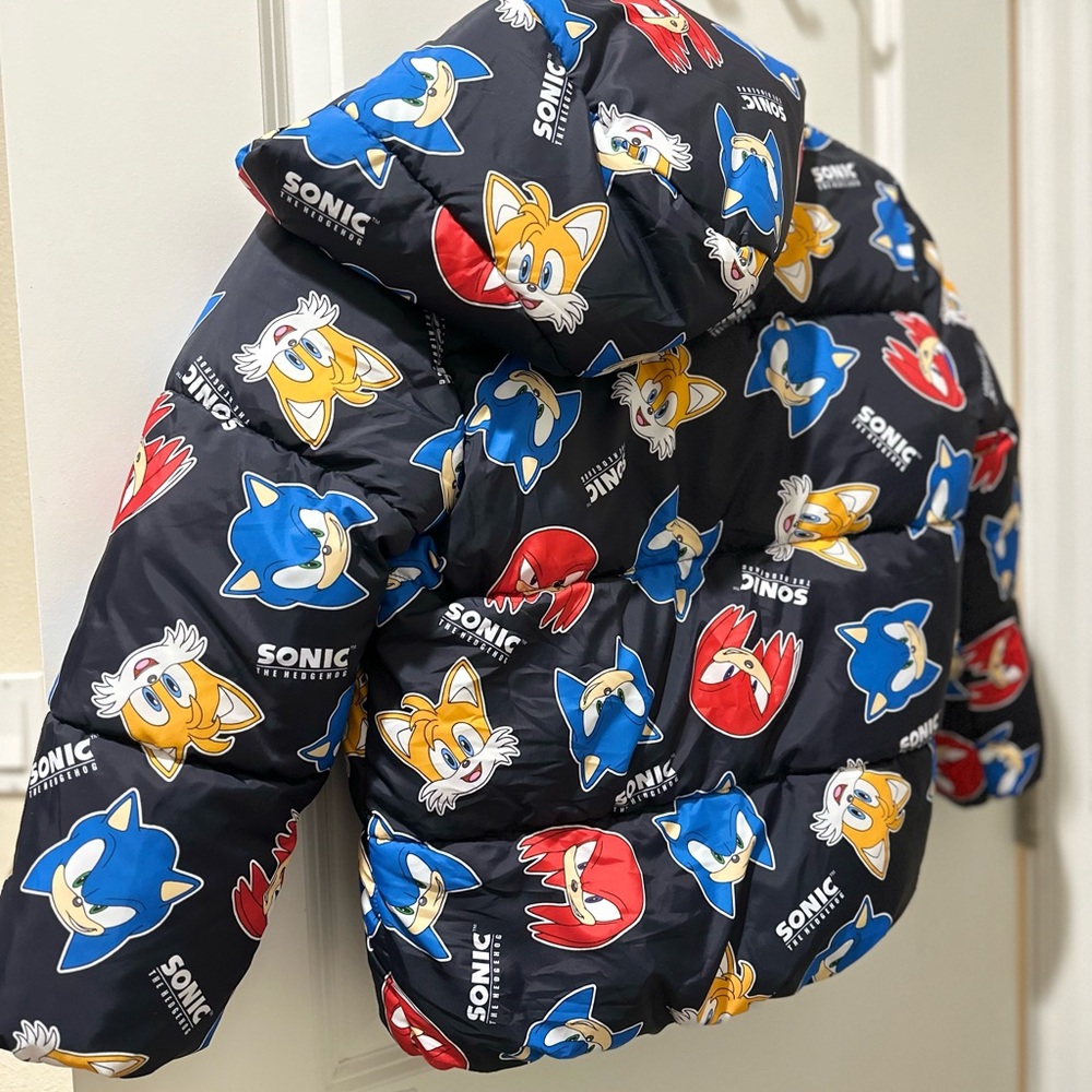H&M Kids Water Repellant Puffer Jacket - Sonic & Friends - Picture 2 of 5